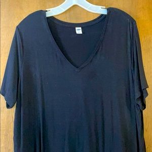 Old Navy Black Tee